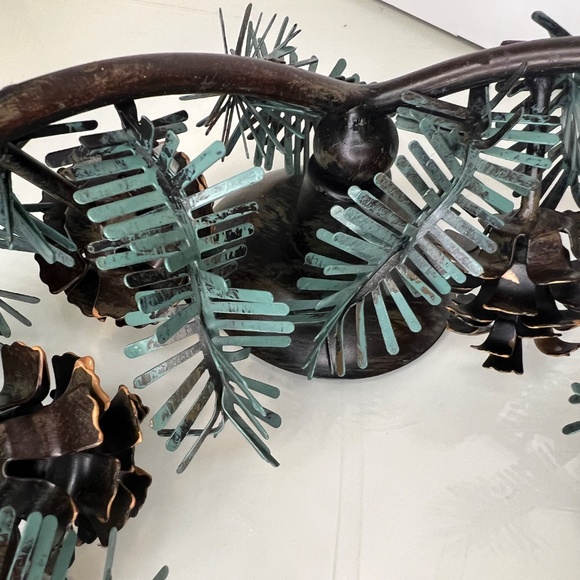 PartyLite Pinecone Candleholder Wreath P8246 Metal Centerpiece Holiday Decor - Picture 14 of 16